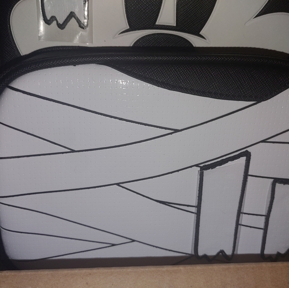 Mickey mouse mummy back back her universe - Picture 4 of 11